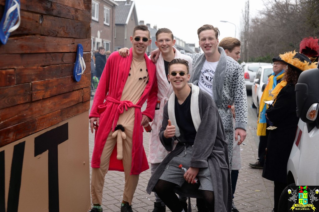 ../Images/Grote optocht 2019 250.jpg